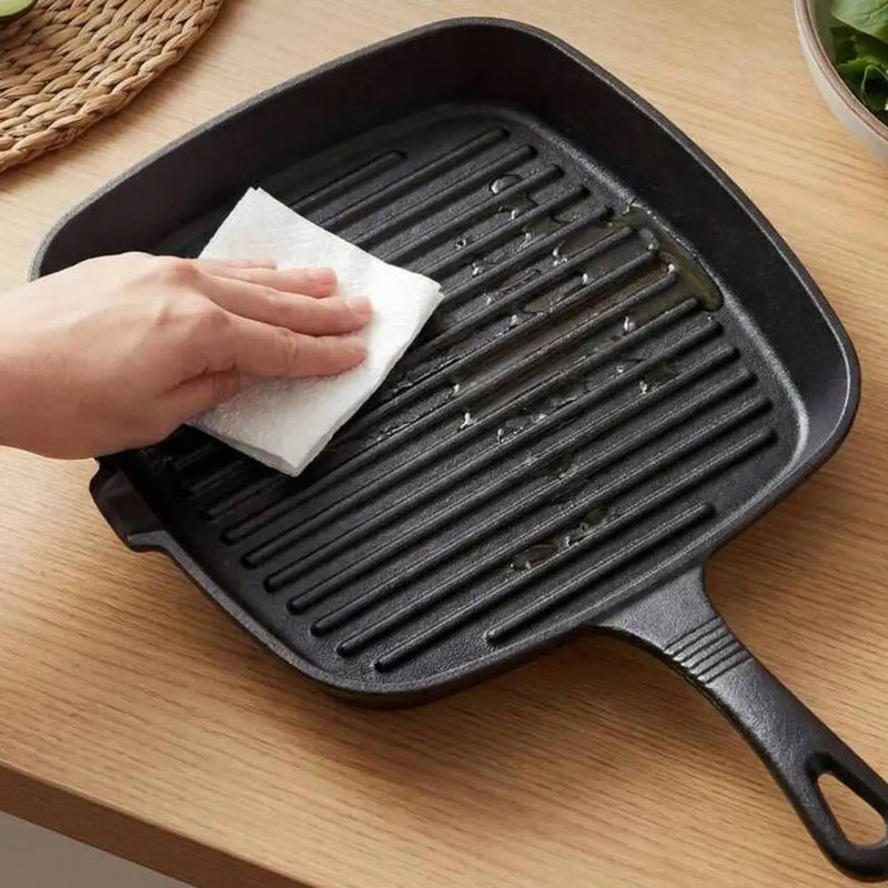 4 - Piece Cast Iron Cookware Set, Round Frying Pans - View 5 | SAMAG