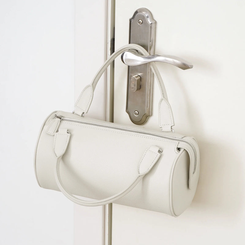 Top-Grain Leather Cylinder Bag Woman Minimalist Style 2026 New Handbag Soft Genuine Leather Boston Bag Pillow Bag Premium Feel