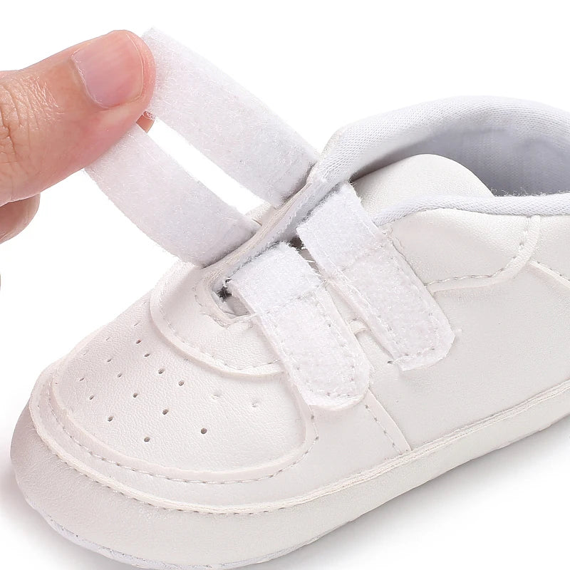 0-18M Classic Fashion Infant Casual Sneakers Soft Sole Baptism Comfortable First Walking Shoes For Baby Boys Girls