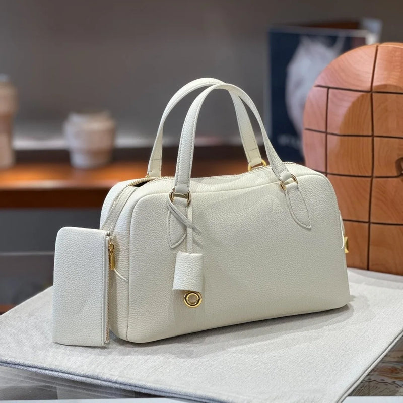 2026New Personality Grain First Layer Calf Leather with Shoulder Strap Large Capacity Boston One Shoulder Portable Crossbody Bag
