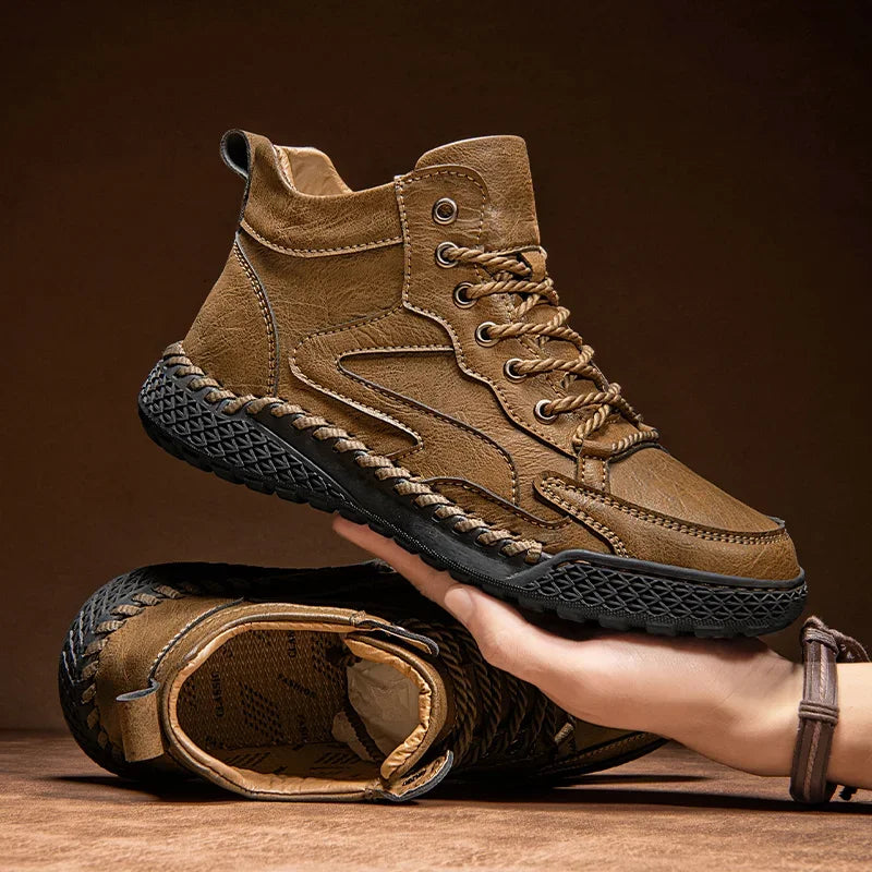 Outdoor Hiking Shoes for Men Autumn Winter Men Ankle Boots Hand Stitched Optional Plush Non-slip High Top Casual Shoes Sports