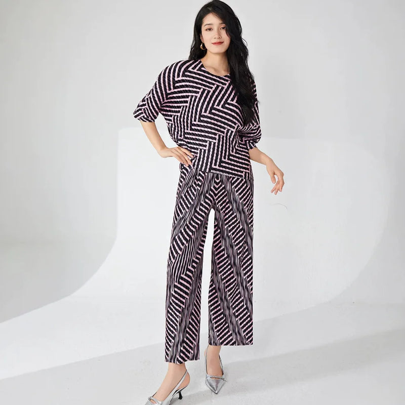 Miyake Fashion Women's Suit 2026 Summer High-end Striped Print Round Neck Loose T-shirt Straight Pants Two-piece Set