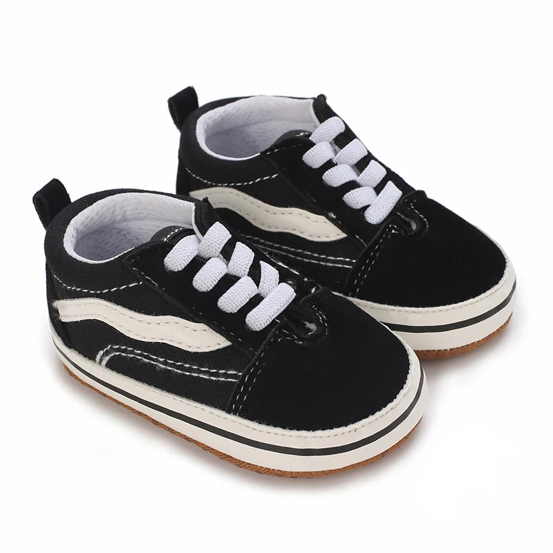 Canvas Sneakers Baby Boy Girl Shoes First Walkers Infant Toddler Anti-Slip Soft Sole Classical Newborn Baby Shoes 0-18 Month