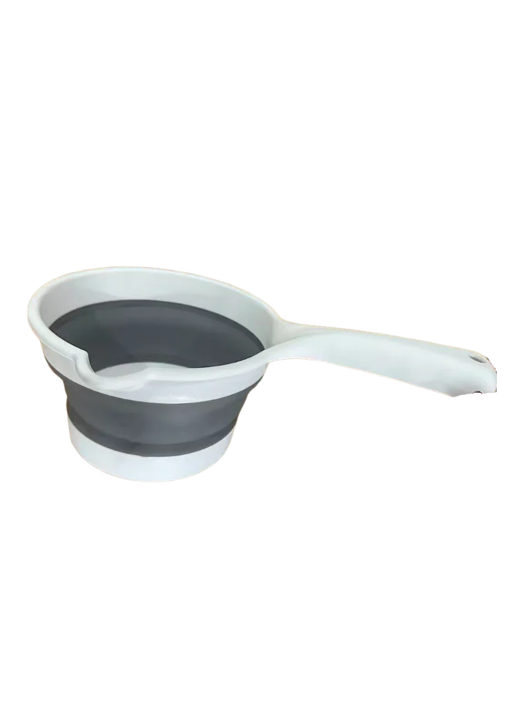Baby Bath Rinsing Cup, Anti-Slip & Hangable Shampoo Helper for Mess-Free Hair Wash
