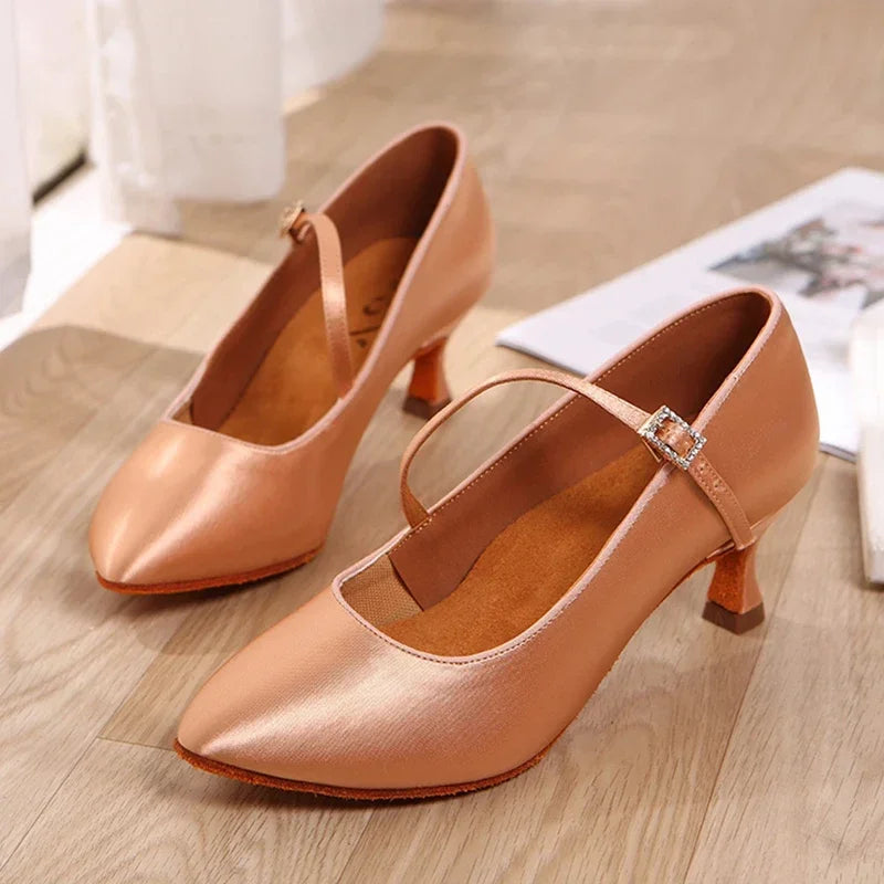 Women New Modern Dance Shoes Girls Standard Dancing Shoes High Heeled Ballroom Latin Dance Shoes for Women 5cm Heels