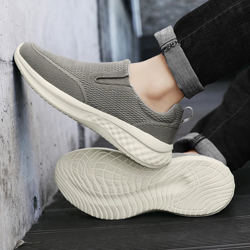 Brand Men Casual Shoes Fashion Men's Sneakers Breathable Men Walking Flat Shoes Outdoor Large Size Light Men's Shoes Loafers