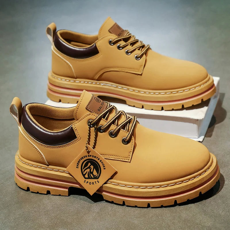 Men's Low-Top Solid Color Fashionable Business Casual Shoes, Non-Slip, Wear-Resistant, Textured Thick-Soled Casual Work Boots, Suitable for Daily Commuting, Walking, and Camping