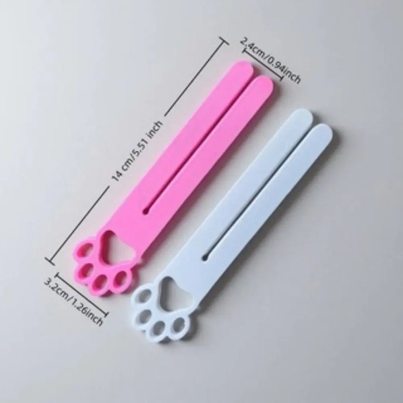 Cute Cat Paw Design Cat Treat Squeeze Spoon 3D Printed No Waste Cat Strip Squeezer Mess-Free Sturdy Cat Snack Extruder