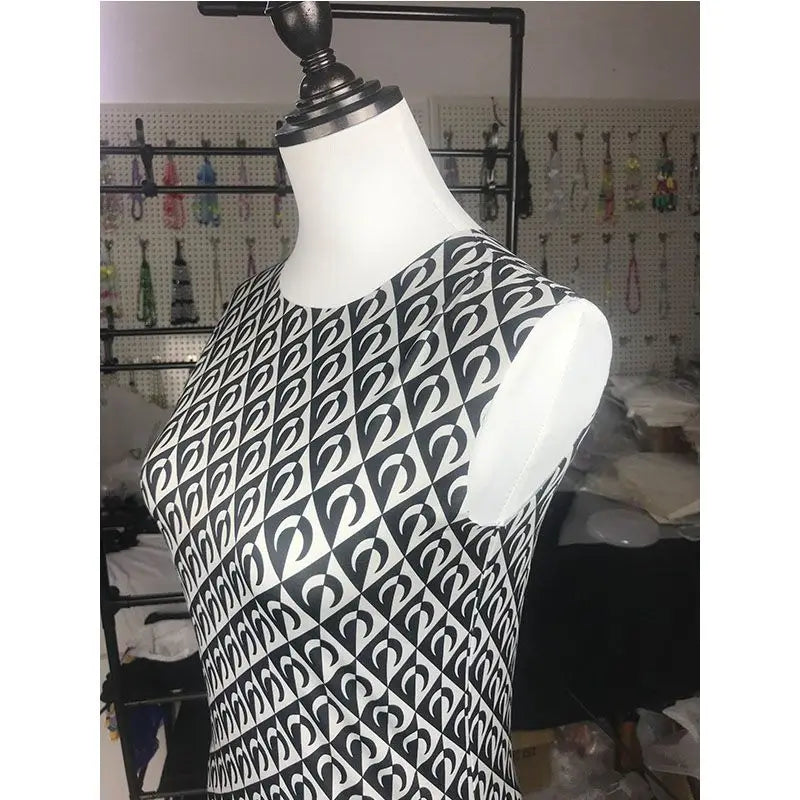 High Street Tank Top Sleeveless Women Moon Embroidery Korean Style Cotton Slim Fit Versatile Bottom Strap Tops