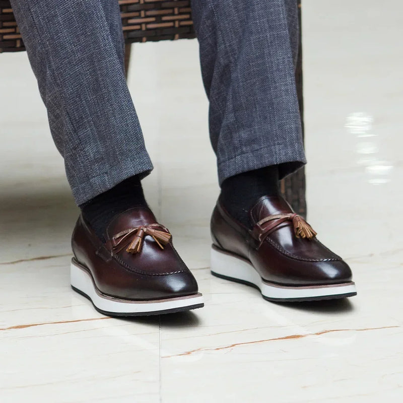 Men's Calfskin Leather Tassel Loafers Casual Flat Shoes Handmade Stylish and Comfortable Suitable for Office Street Wear