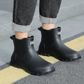 New anti slip and waterproof rain shoes for men, fashionable short tube autumn and winter cotton rain boots, work boots, rubber