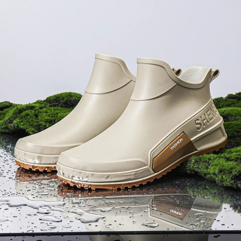 Low-cylinder Rain Shoes for Men and Women Outdoor Fishing Waterproof Shoes, Stylish Style for Outdoor Wear, Men Rain Boots