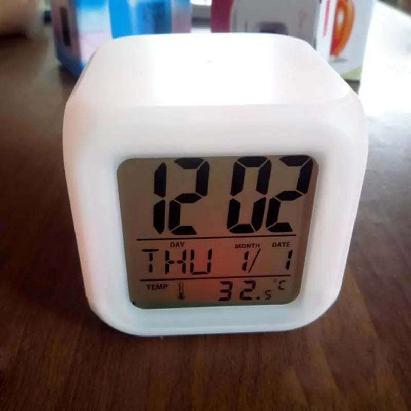 Alarm Clock with 7 Color Changing Night Light, Digital Kid Alarm Clocks with Snooze, Wake Up Digital Clock , Temperature