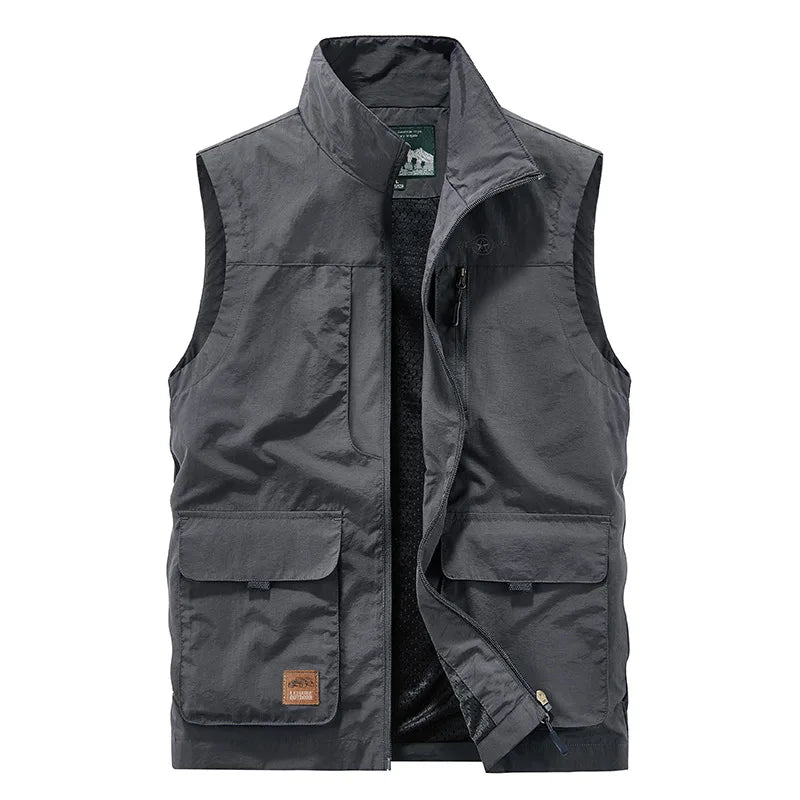 FGKKS Men's Leisure Vest Solid Color Tooling Style Waistcoat Thin Fishing Hiking Multi-Pocket Casual Loose Vest for Men